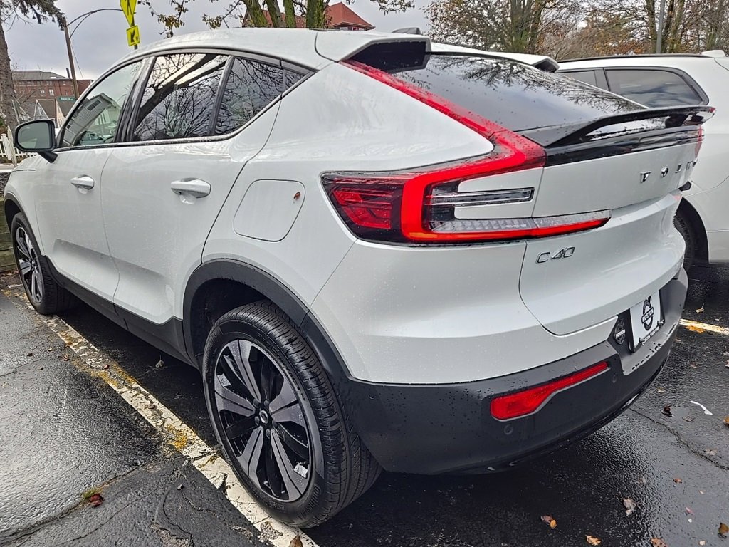 Certified 2023 Volvo C40 P8 Recharge Plus w/ Climate Package image 10