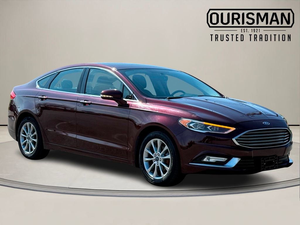 Used 2017 Ford Fusion SE w/ Fusion SE Technology Package image 1