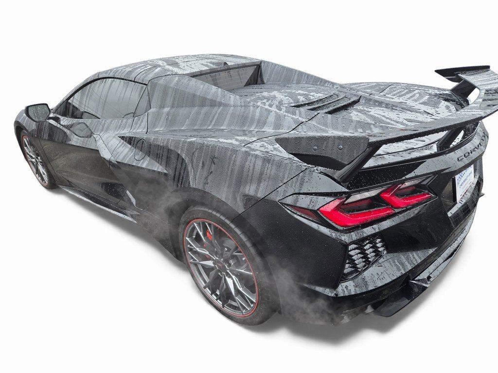Used 2025 Chevrolet Corvette Stingray image 3