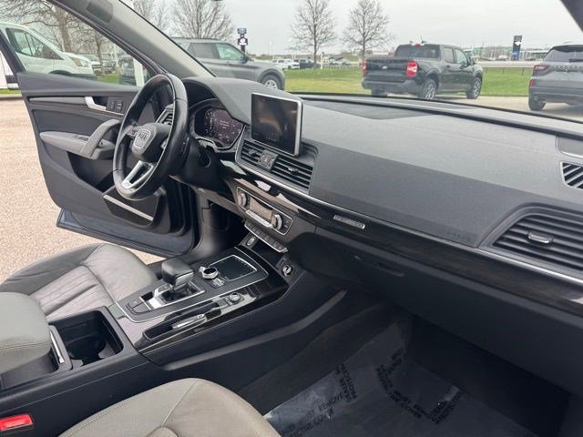 Used 2018 Audi Q5 2.0T Premium Plus w/ Premium Plus Package image 39