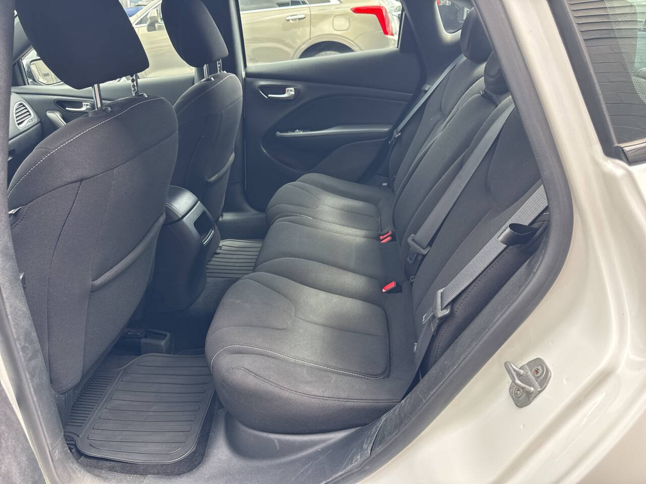 Used 2013 Dodge Dart Limited FWD image 16