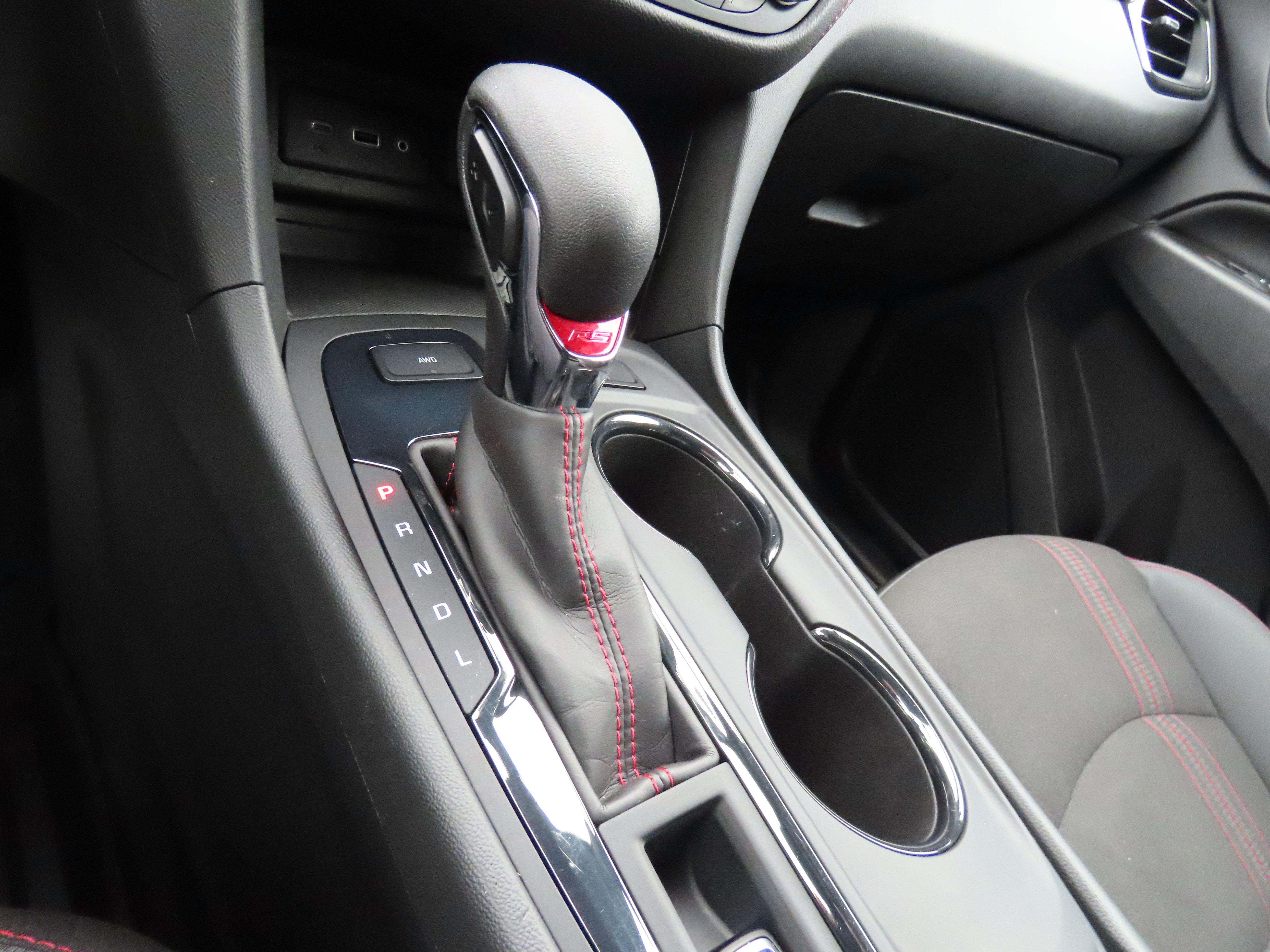 Used 2023 Chevrolet Equinox RS w/ LPO, Floor Liner Package image 29