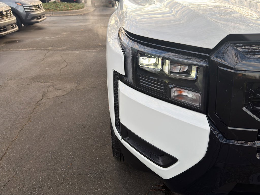 New 2026 Nissan Frontier SV w/ Tow Package image 10