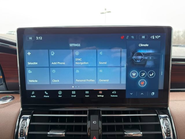 Used 2024 Lincoln Navigator Reserve w/ Monochromatic Package AWD/4WD image 31