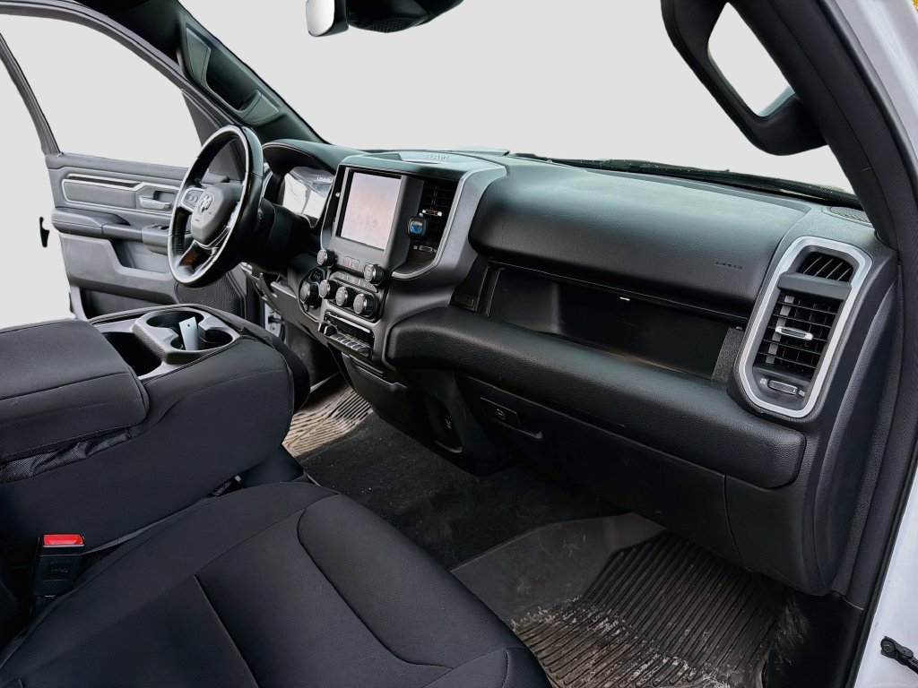 Used 2022 RAM 1500 Big Horn AWD/4WD image 30