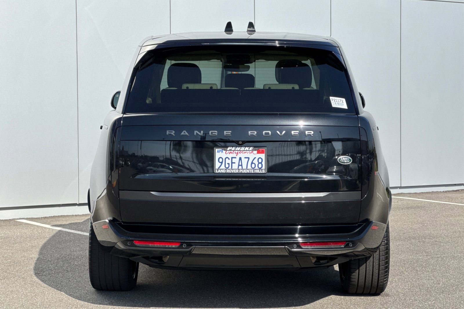 Certified 2023 Land Rover Range Rover Long Wheelbase SE AWD/4WD image 4