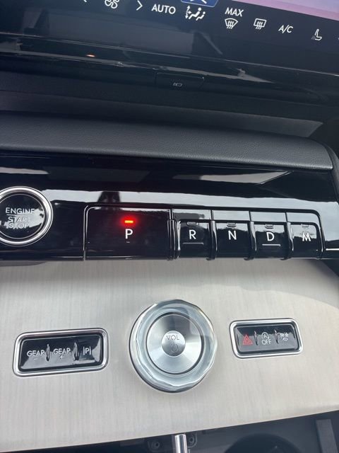 New 2026 Lincoln Navigator Reserve w/ Jet Appearance Package image 18