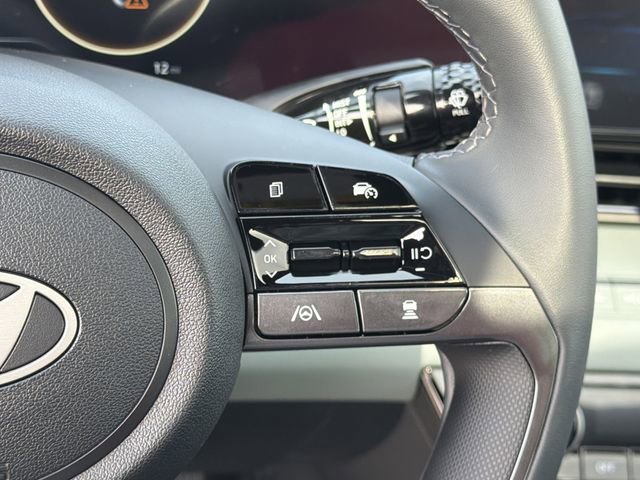 New 2026 Hyundai Elantra Limited image 25