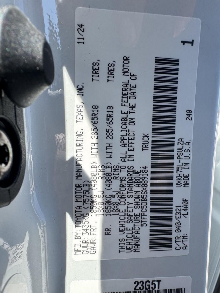 Used 2025 Toyota Tundra TRD Pro AWD/4WD image 34