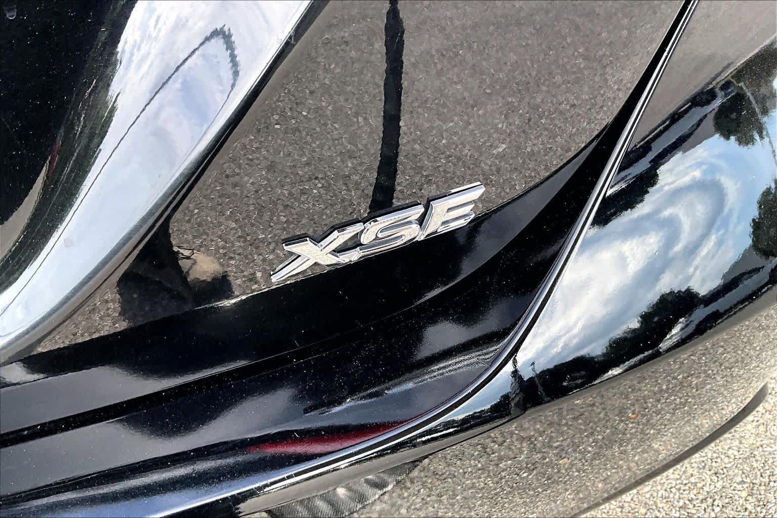 Used 2018 Toyota Camry XSE w/ Audio Package FWD image 10