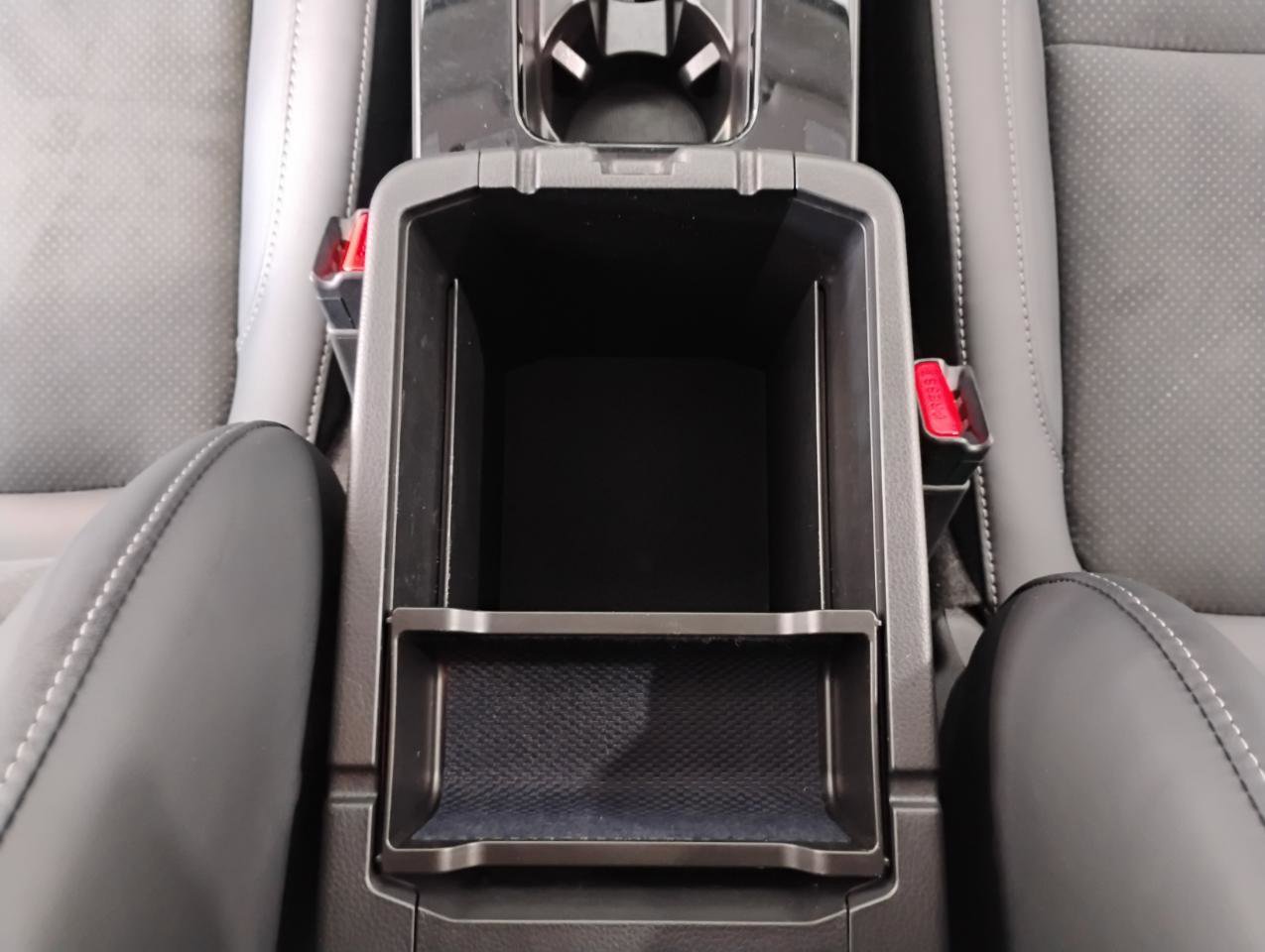 Used 2024 Mitsubishi Eclipse Cross SE image 51