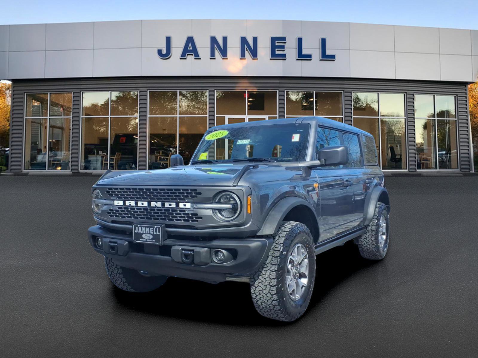 Used 2025 Ford Bronco Badlands
