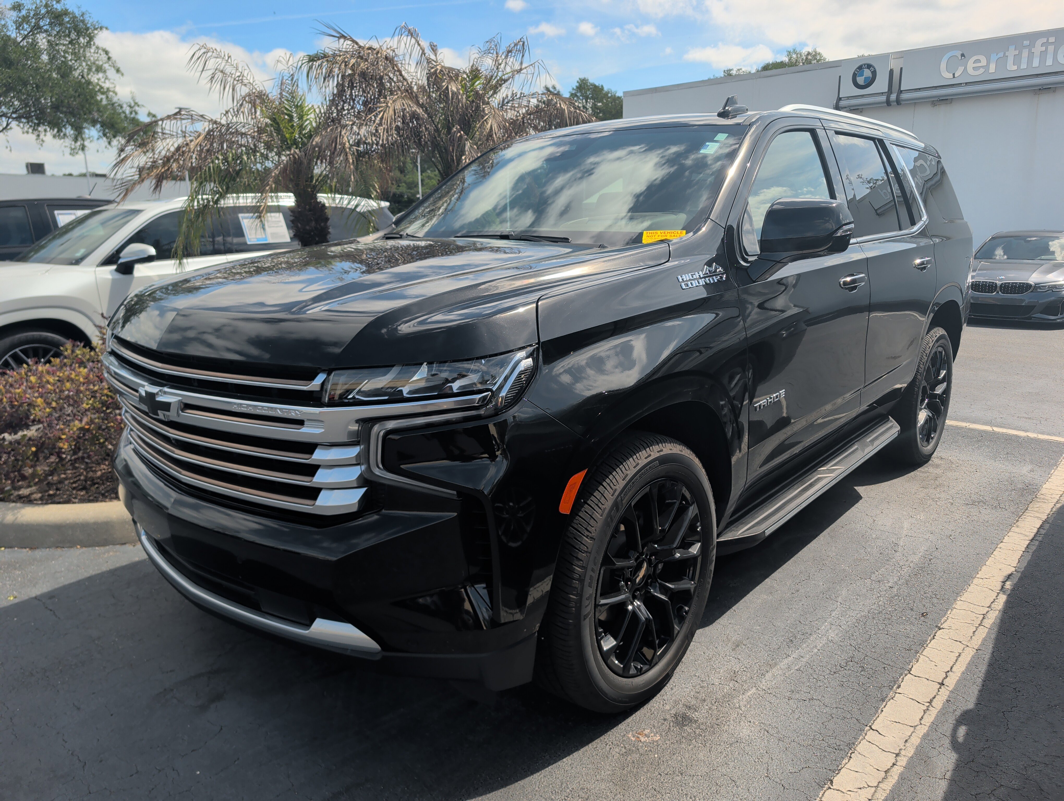 Used 2023 Chevrolet Tahoe High Country RWD image 3