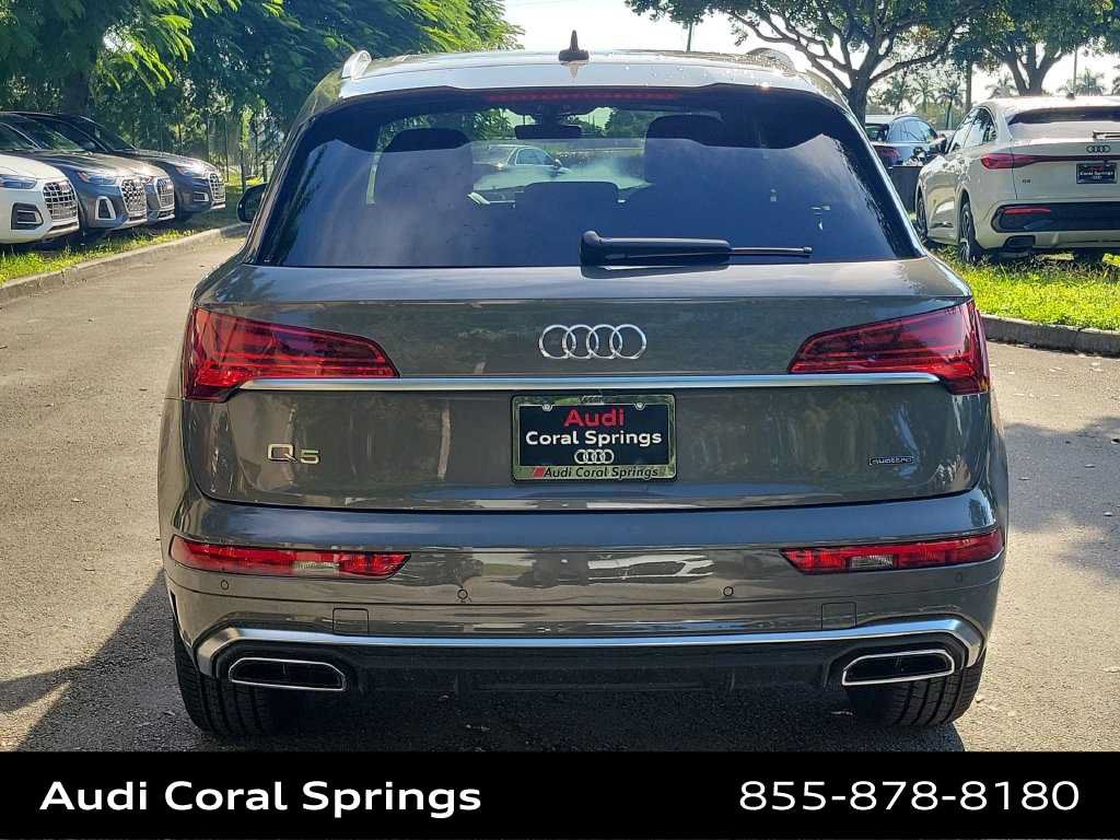 Used 2023 Audi Q5 2.0T Premium w/ Convenience Package AWD/4WD image 13