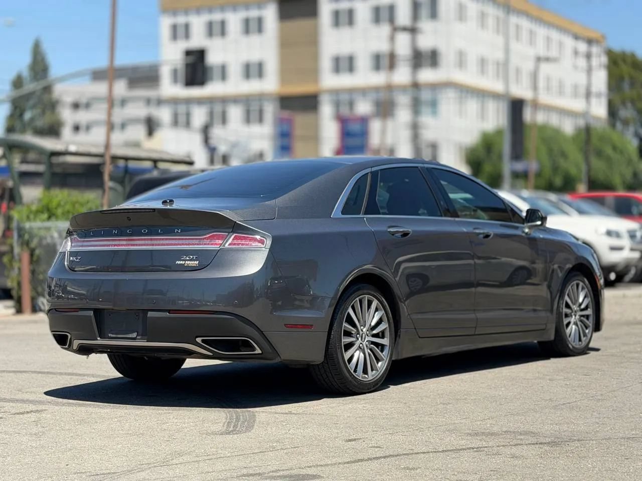 Used 2017 Lincoln MKZ Premiere FWD image 19