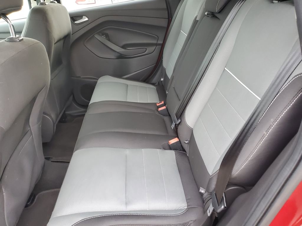 Used 2015 Ford Escape SE image 9