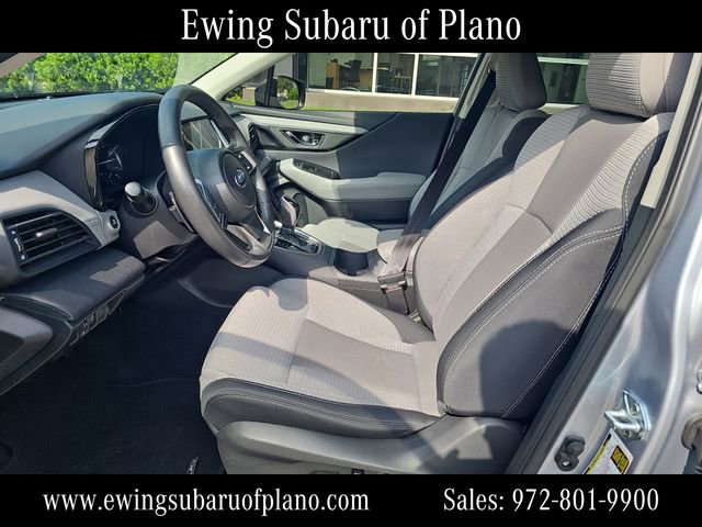 Used 2025 Subaru Outback Premium AWD/4WD image 9
