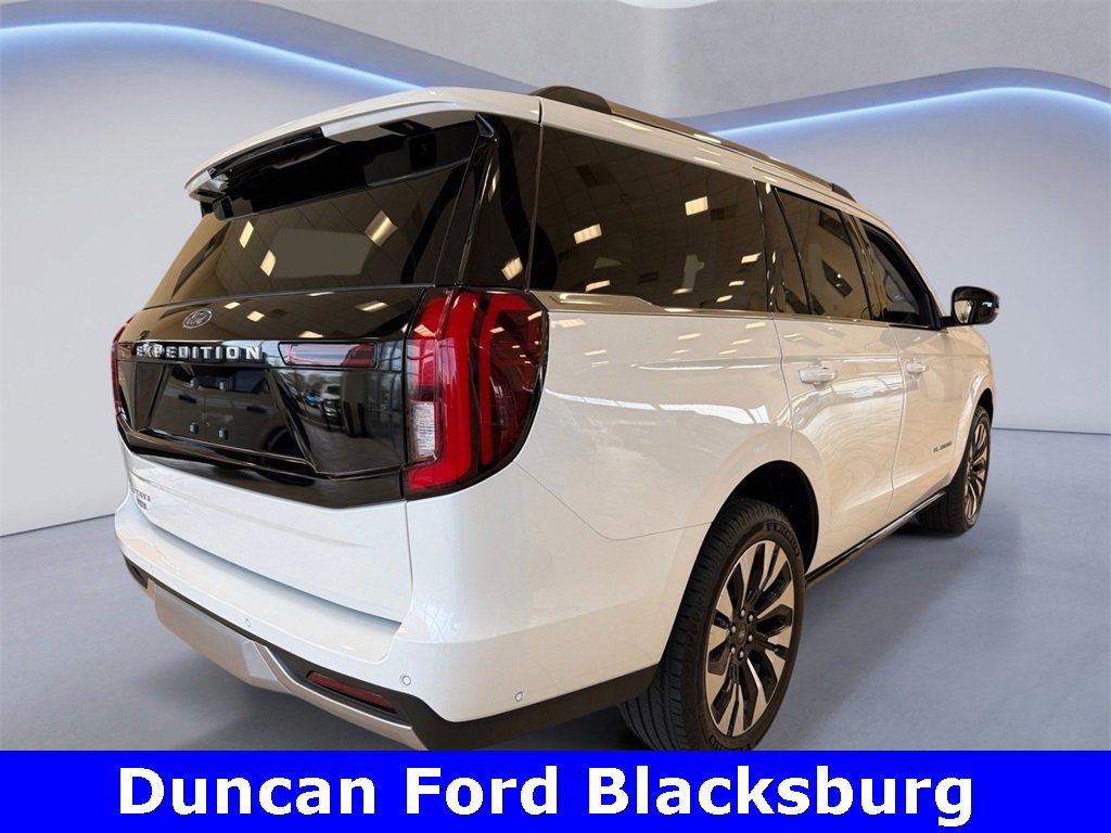 New 2025 Ford Expedition Platinum w/ Driver's Package image 3