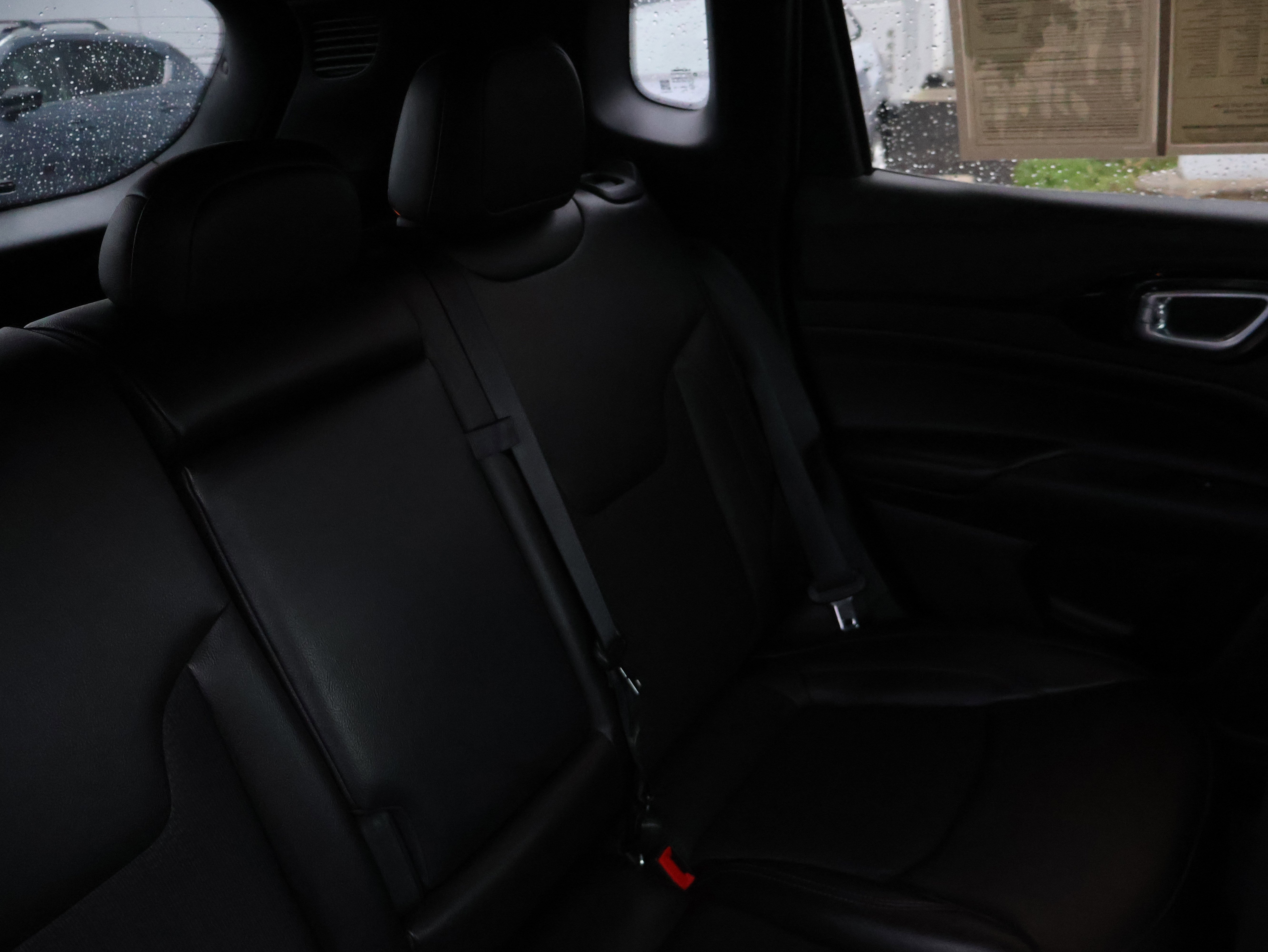 Used 2025 Jeep Compass Trailhawk AWD/4WD image 13