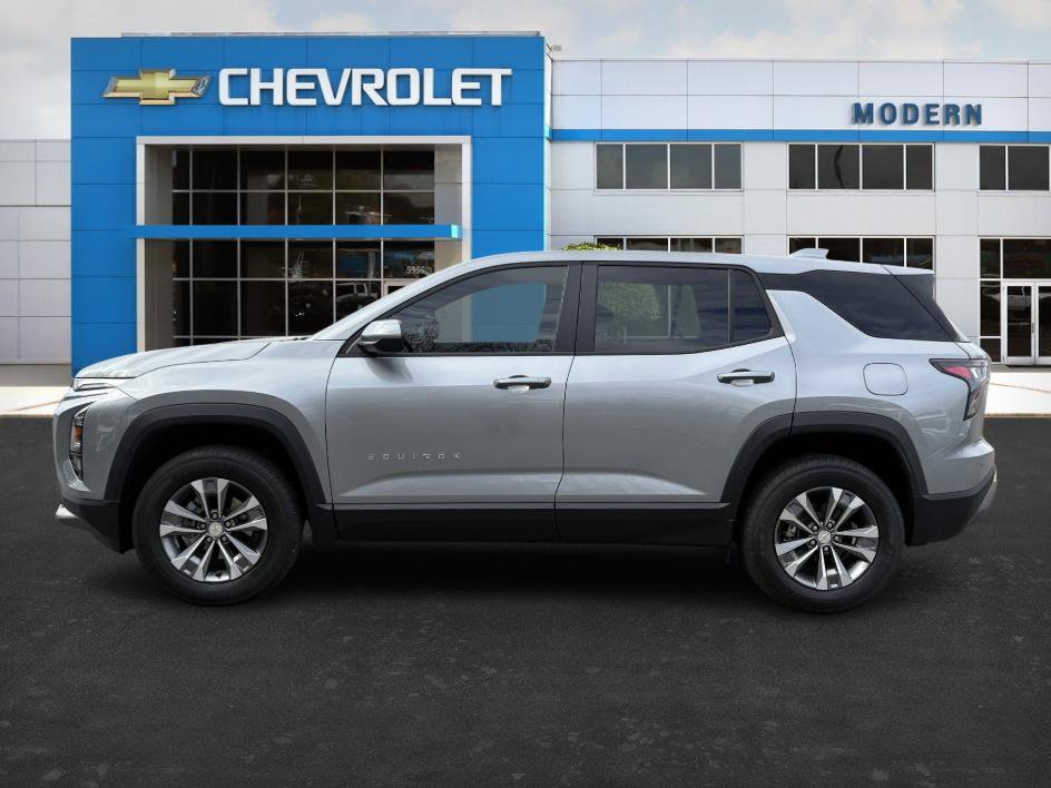 New 2026 Chevrolet Equinox LT image 2