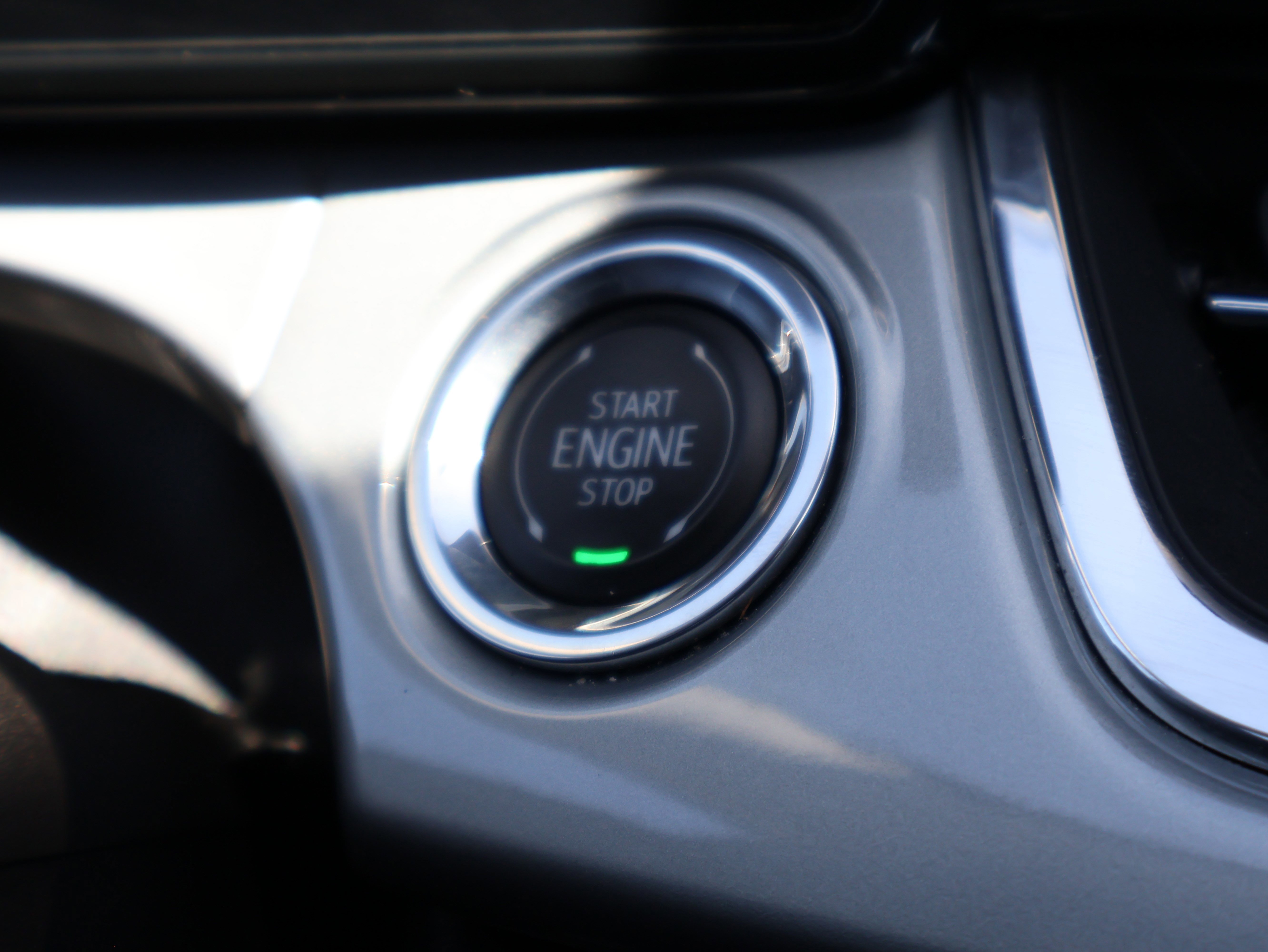 Used 2025 Chevrolet Trax LT w/ LT Convenience Package FWD image 31