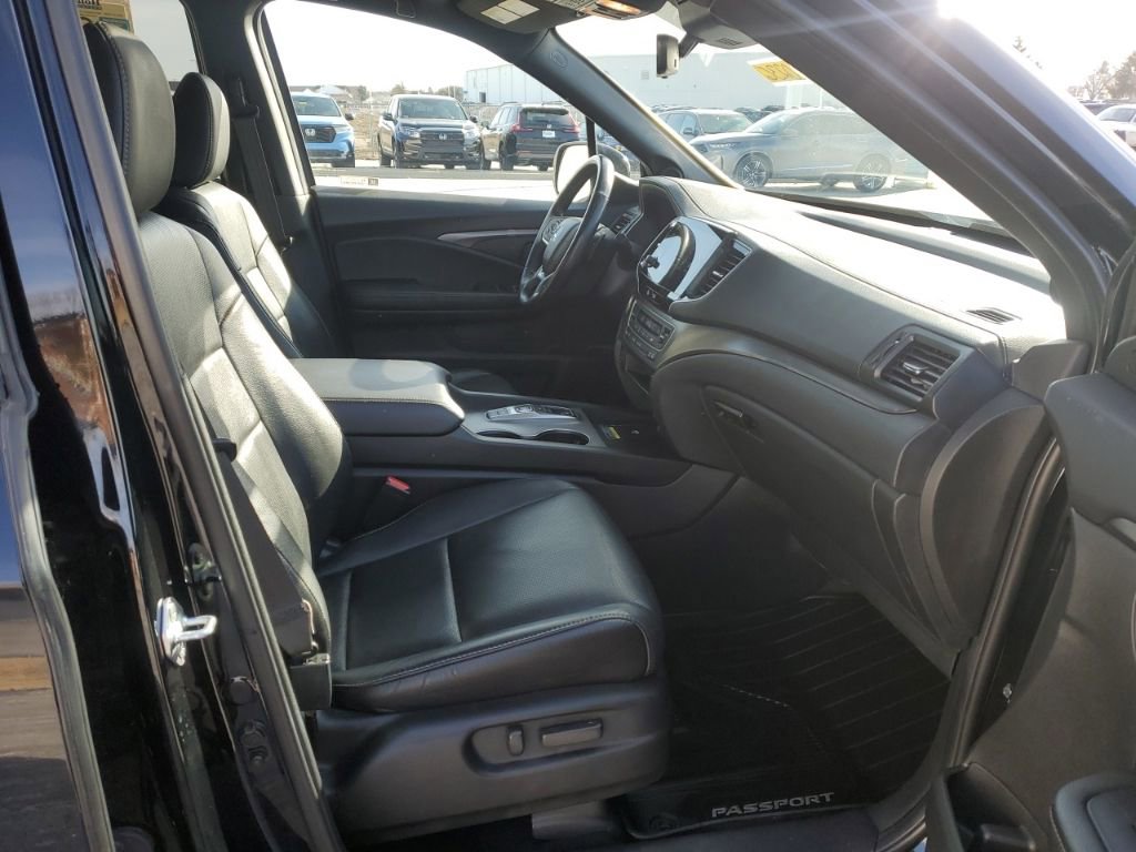 Used 2024 Honda Passport EX-L image 33