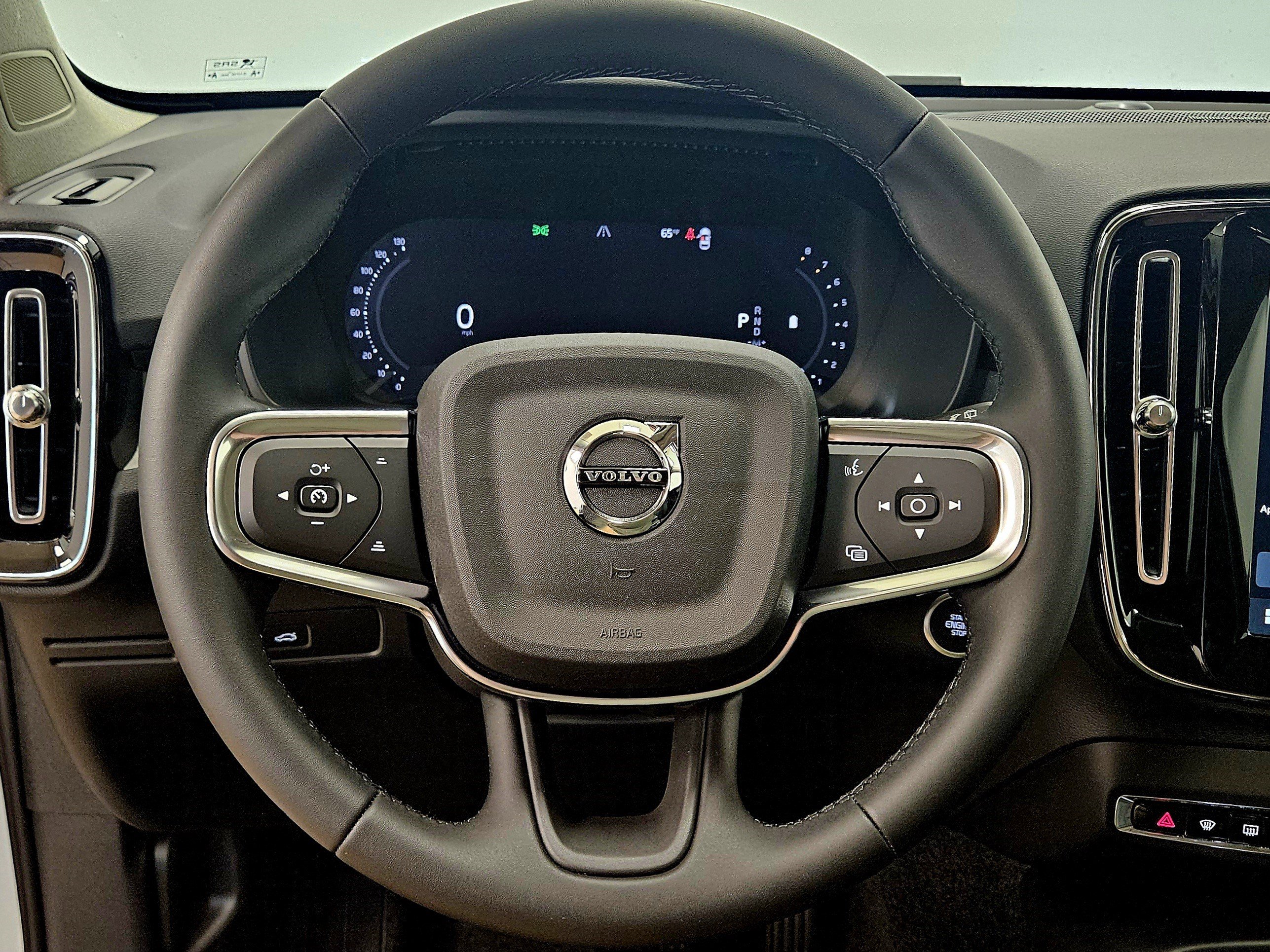 New 2026 Volvo XC40 B5 Ultra w/ Climate Package AWD/4WD image 43