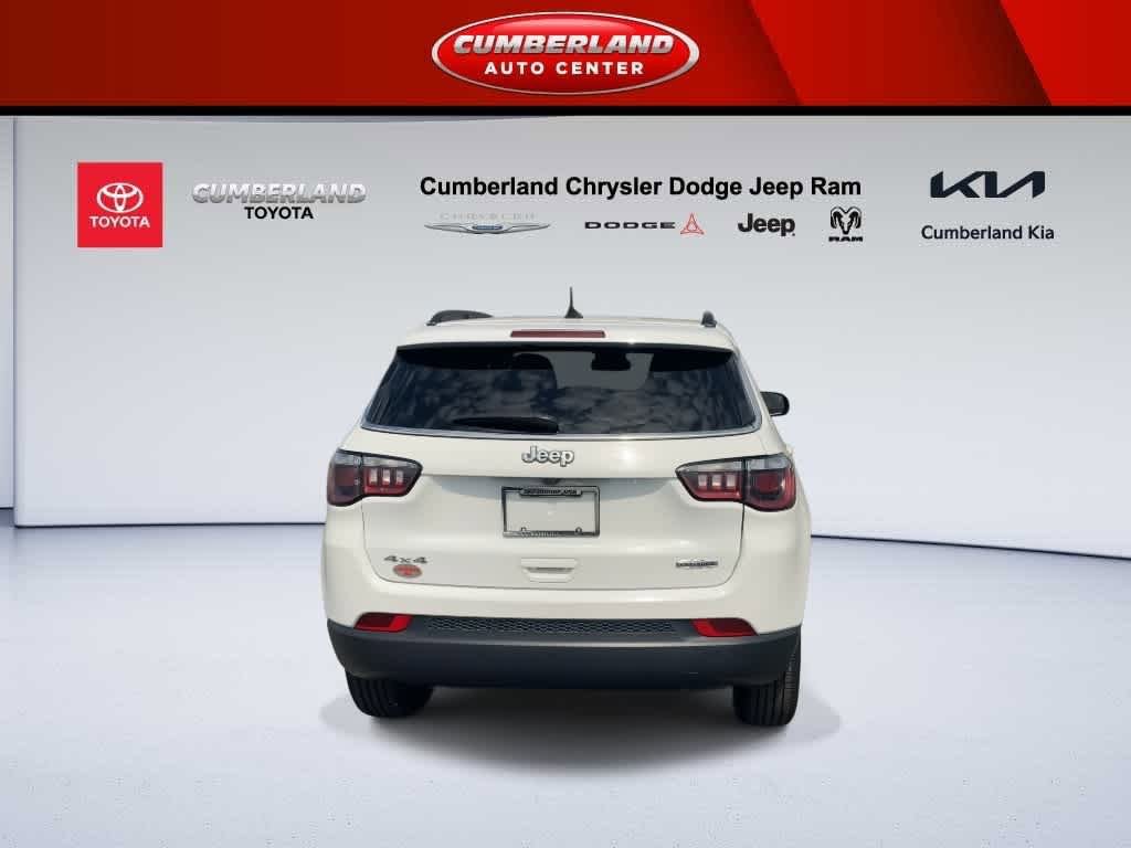 Used 2023 Jeep Compass Latitude image 7