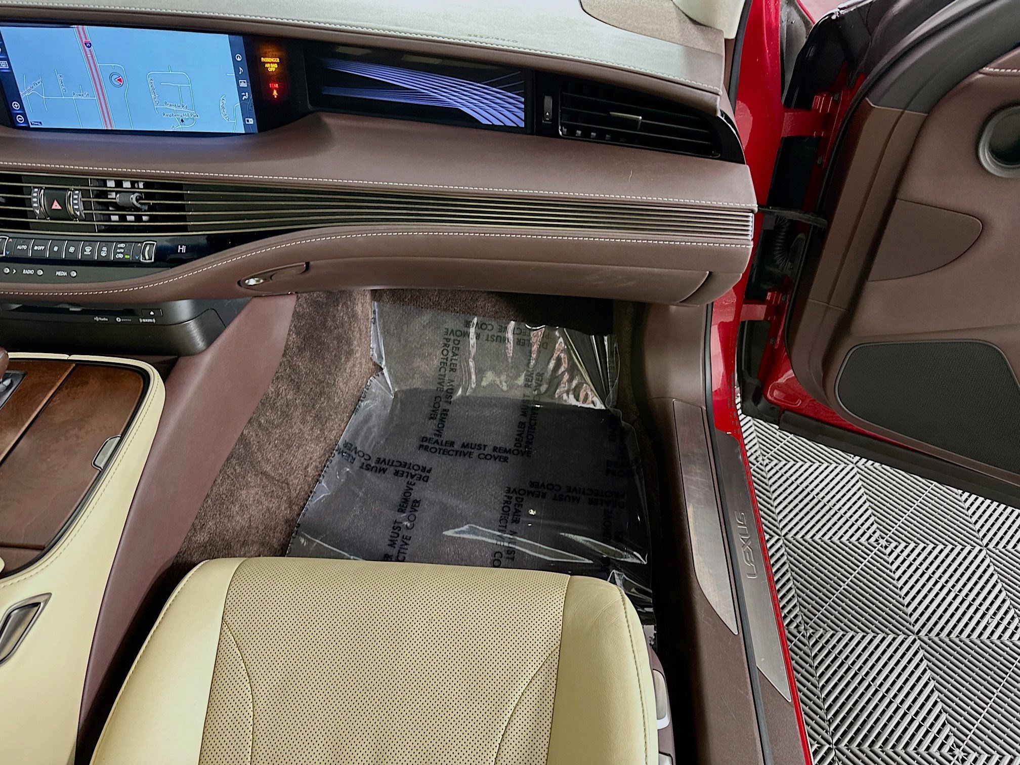 Used 2019 Lexus LS 500 image 33