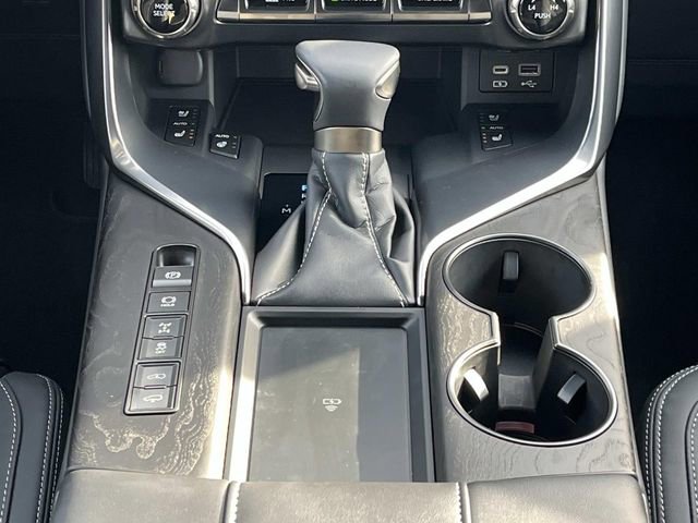 Certified 2024 Lexus LX 600 4WD w/ Appearance Package image 18