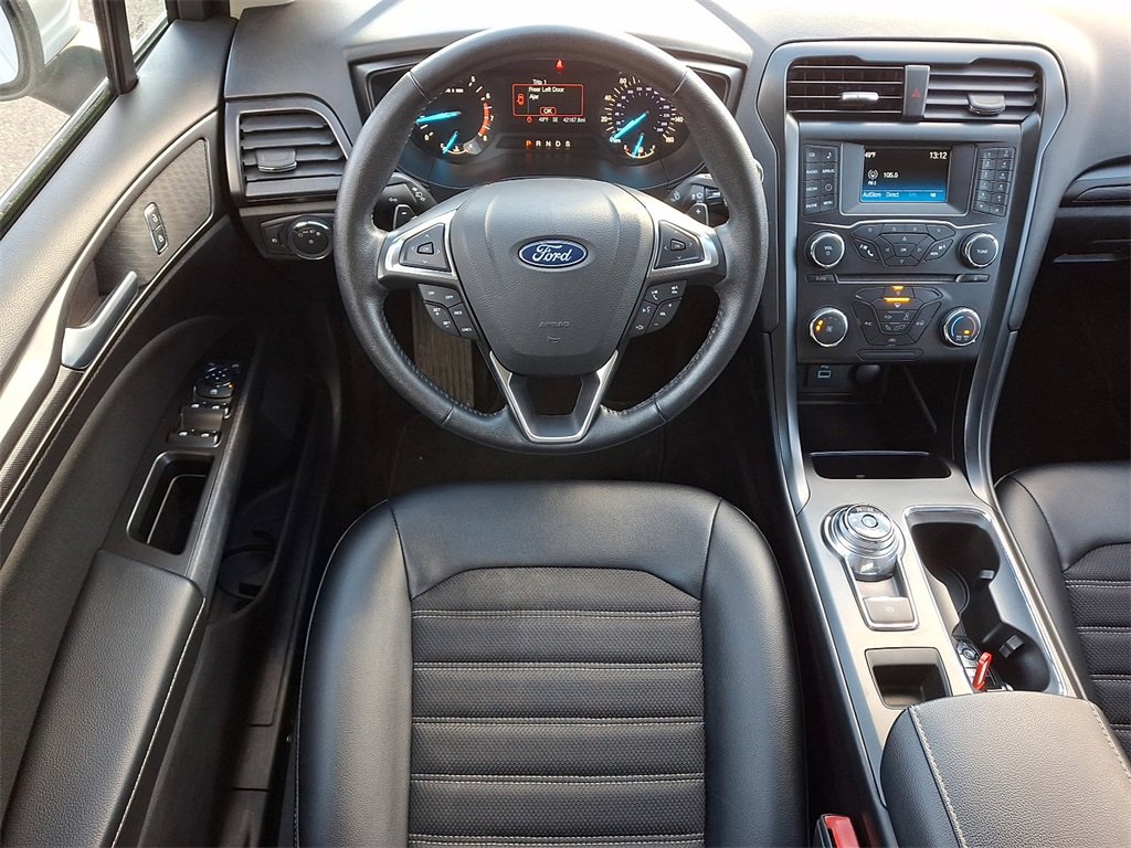 Certified 2018 Ford Fusion SE w/ Equipment Group 201A image 12