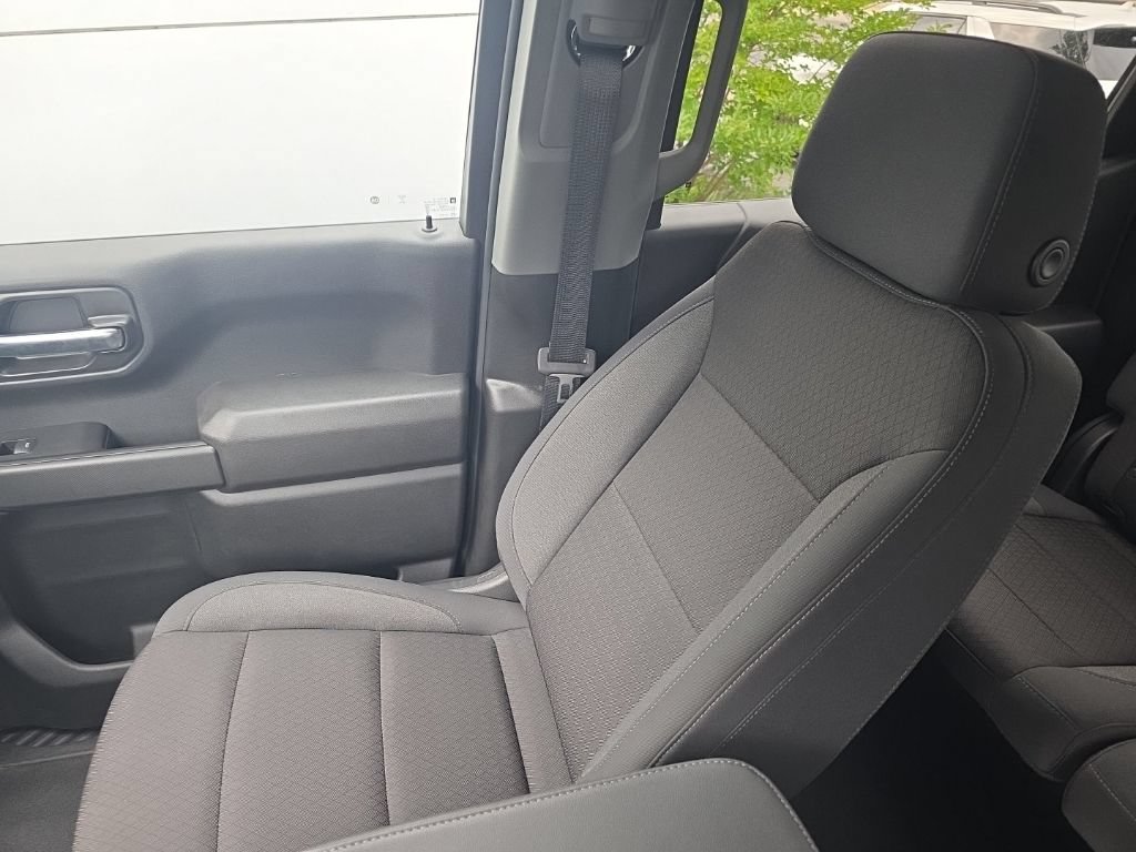 Used 2024 Chevrolet Silverado 1500 Custom AWD/4WD image 30