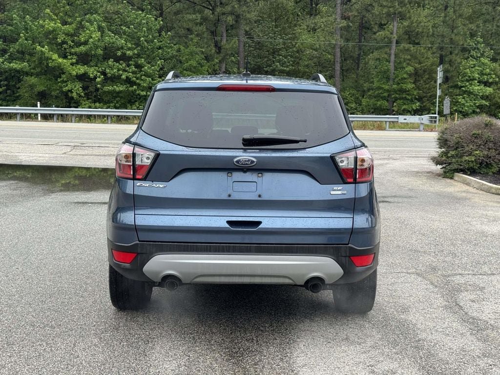 Certified 2018 Ford Escape SE AWD/4WD image 21
