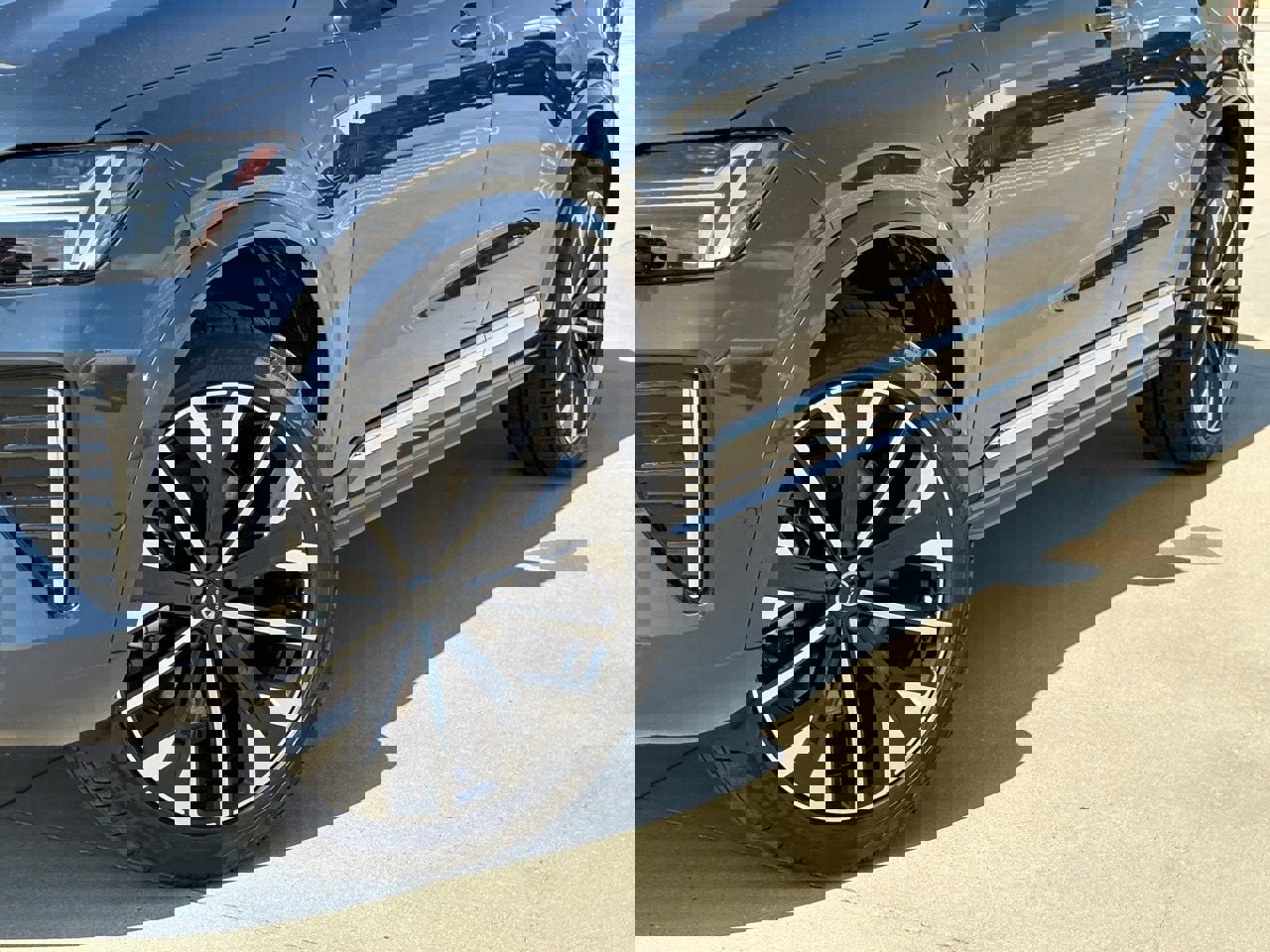 New 2026 Volvo XC90 T8 Ultra image 9