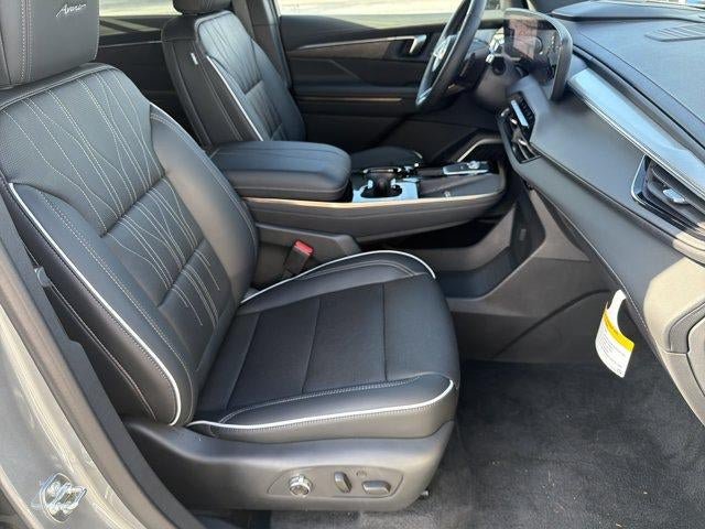 New 2026 Buick Enclave Avenir w/ Super Cruise Package FWD image 13