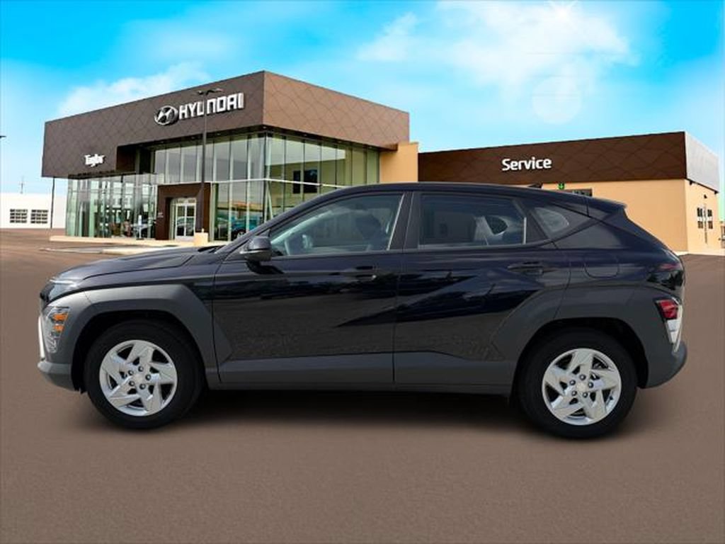 New 2027 Hyundai Kona SE FWD image 2