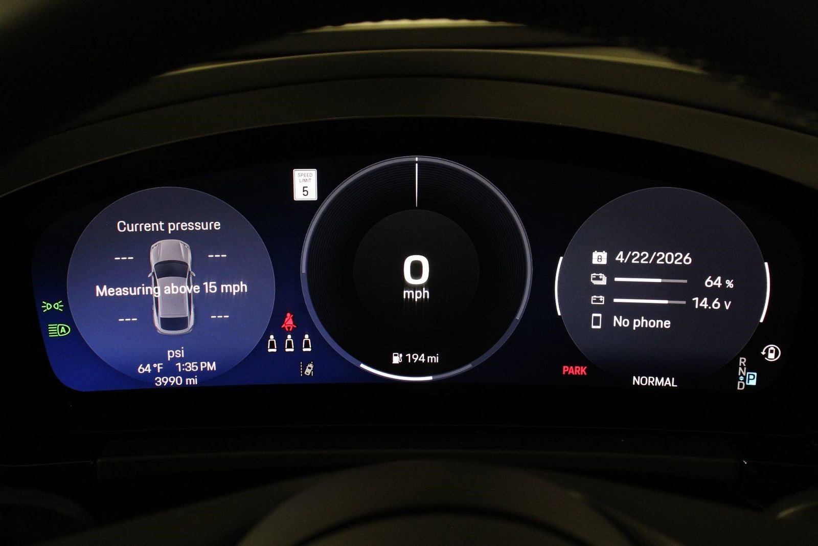 Certified 2025 Porsche Macan 4 Electric AWD/4WD image 16