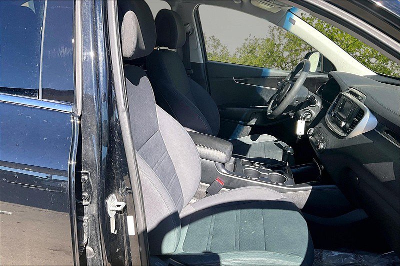 Used 2016 Kia Sorento AWD image 27