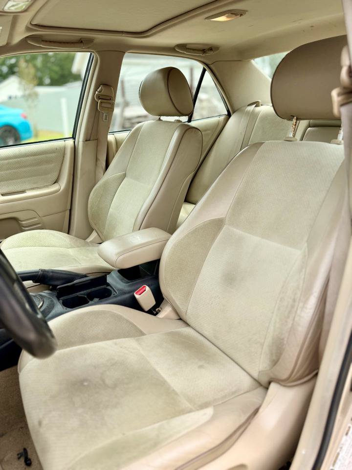 Used 2004 Lexus IS 300 RWD image 10