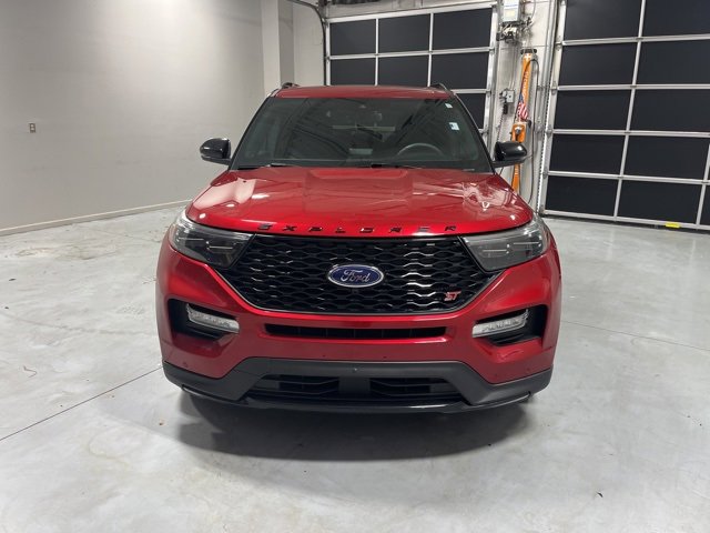 Used 2020 Ford Explorer ST w/ ST Street Pack image 2