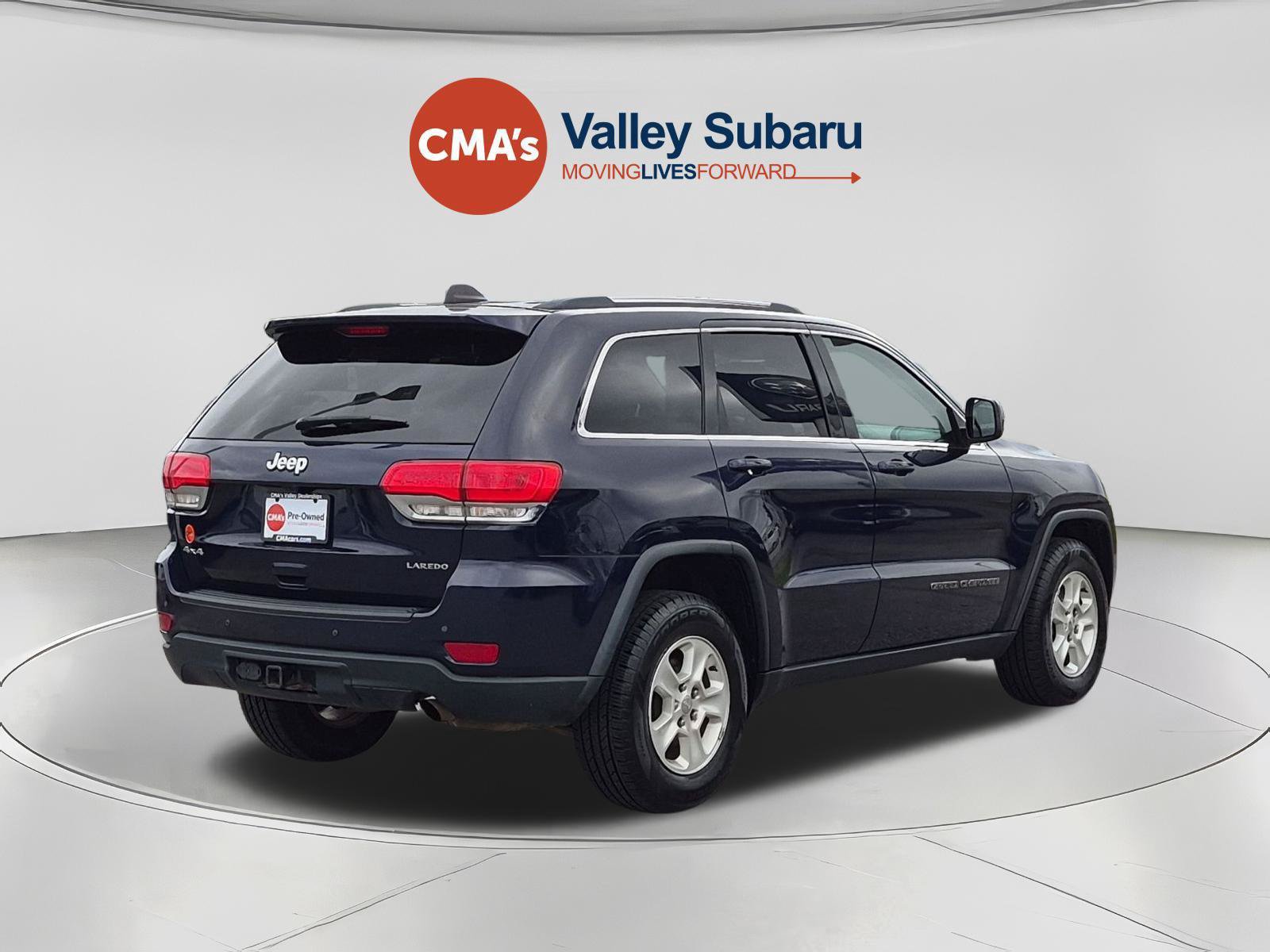 Used 2017 Jeep Grand Cherokee Laredo w/ Quick Order Package 23E AWD/4WD image 5