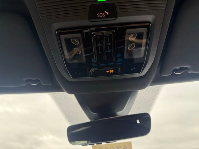 New 2026 Volkswagen Atlas Cross Sport SEL image 19