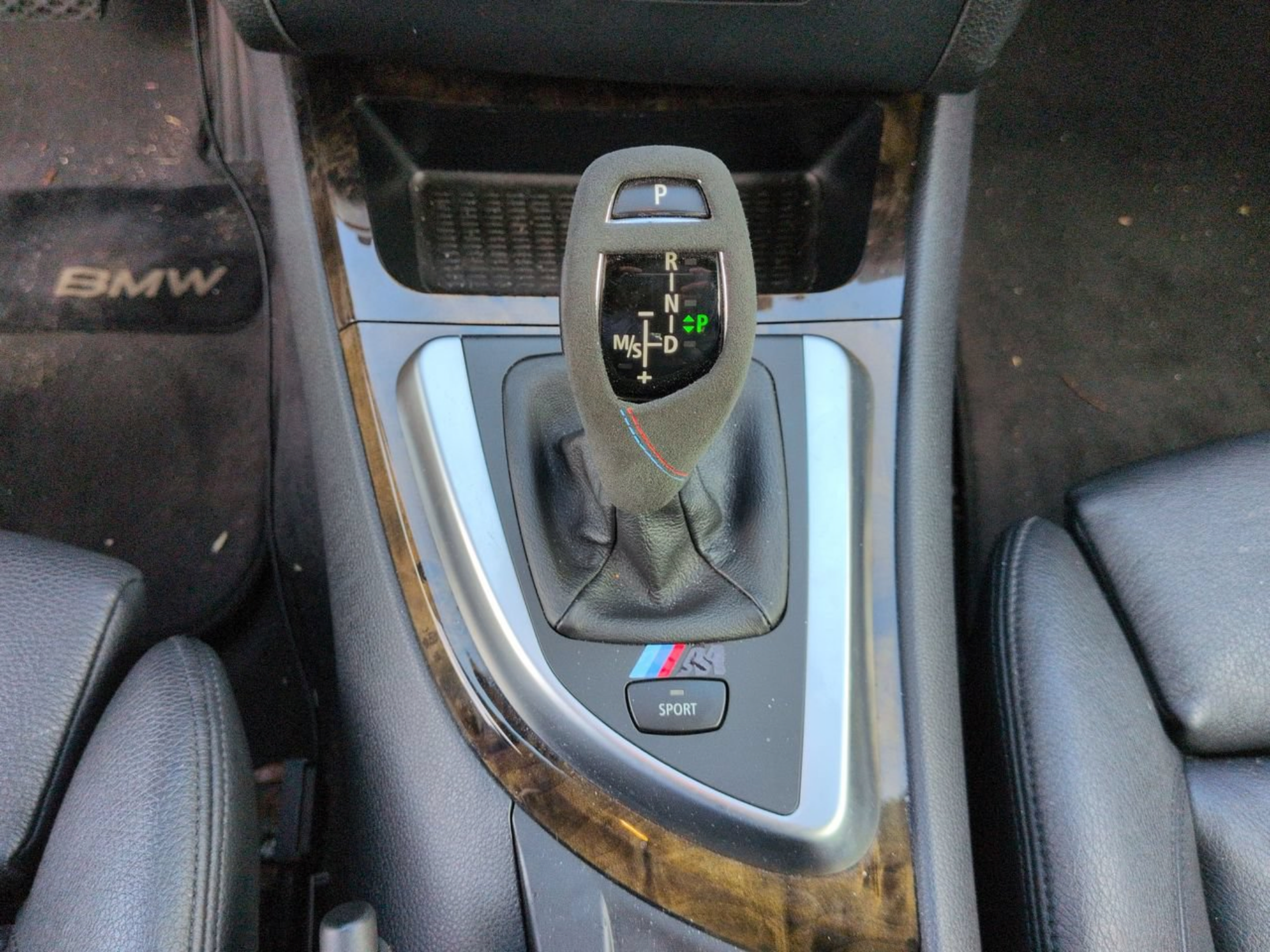 Used 2011 BMW 135i Convertible w/ Premium Pkg RWD image 24