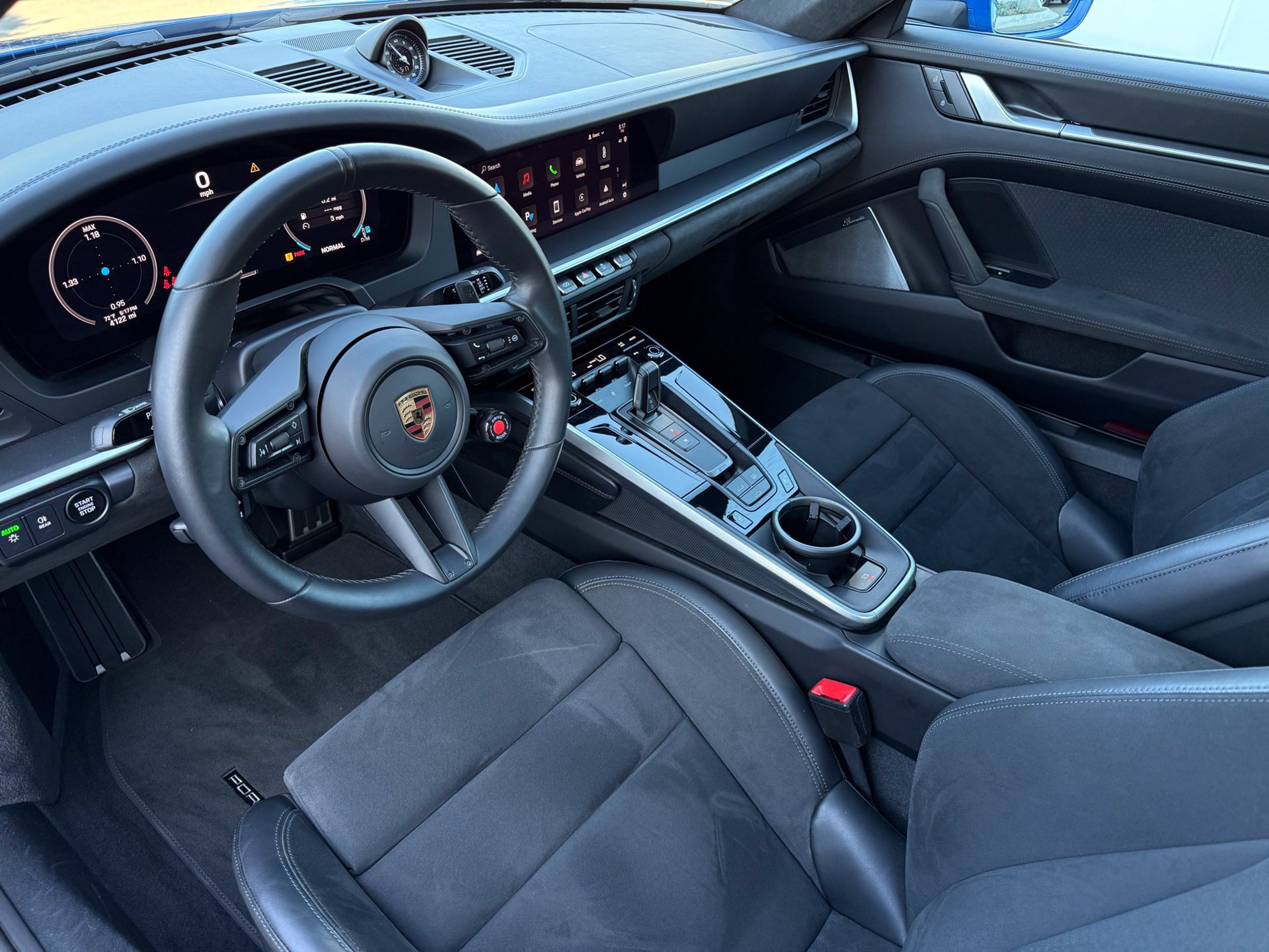 Certified 2025 Porsche 911 Carrera 4 GTS AWD/4WD image 4