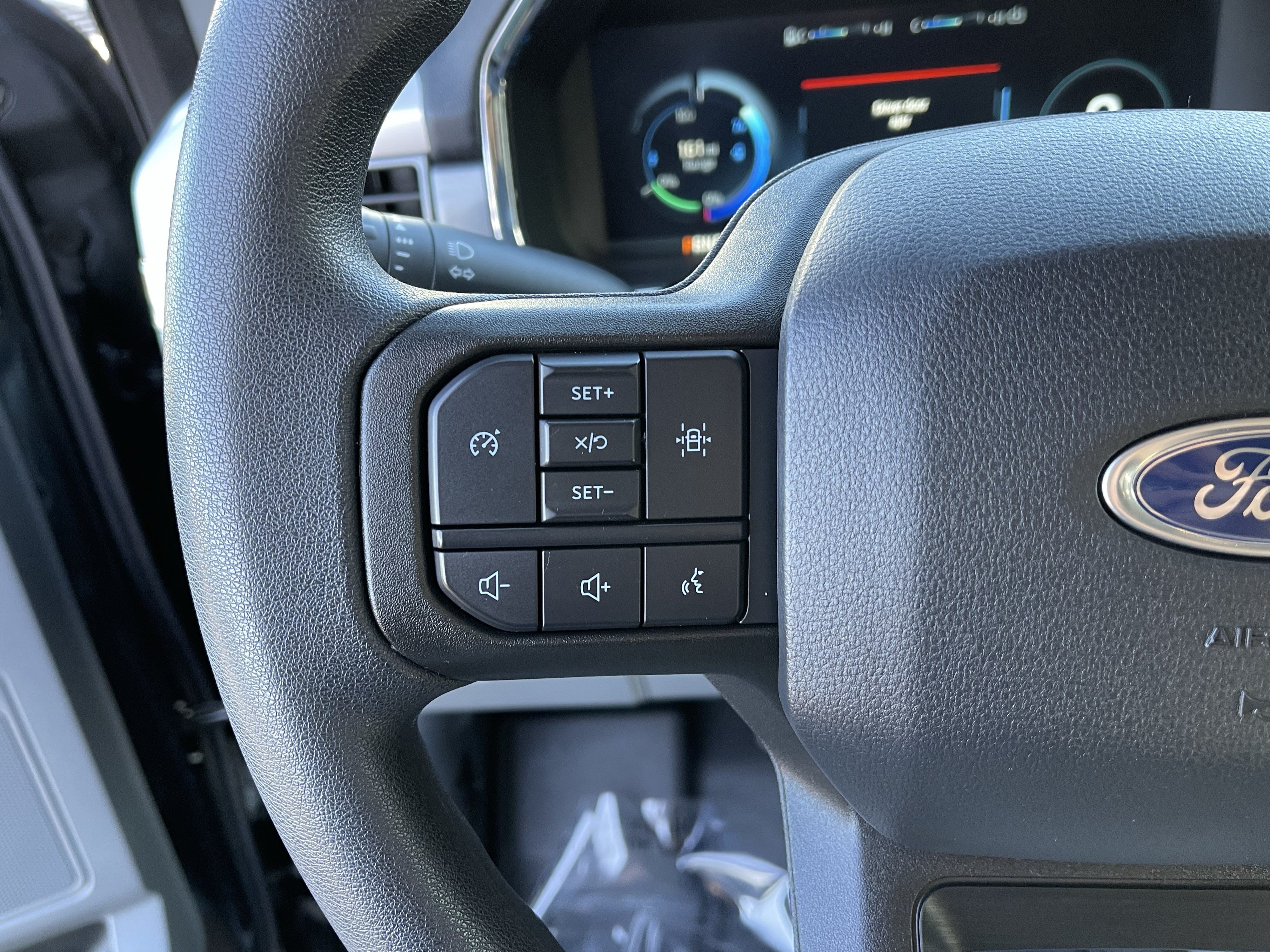 Used 2022 Ford F150 Lightning Pro AWD/4WD image 21
