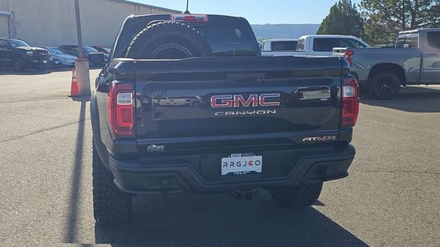 New 2026 GMC Canyon AT4X w/ AT4X AEV Edition AWD/4WD image 8
