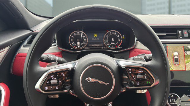 Used 2026 Jaguar F-PACE R-Dynamic S AWD/4WD image 18