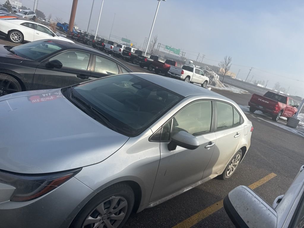 Used 2024 Toyota Corolla LE image 4