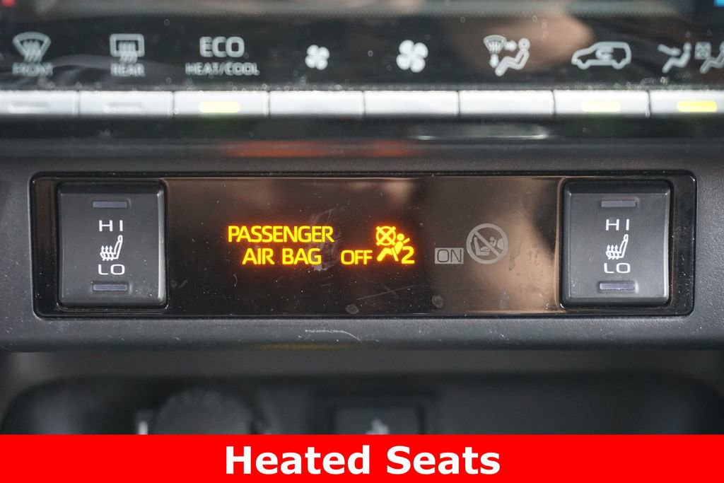 Used 2022 Toyota RAV4 XSE AWD/4WD image 7