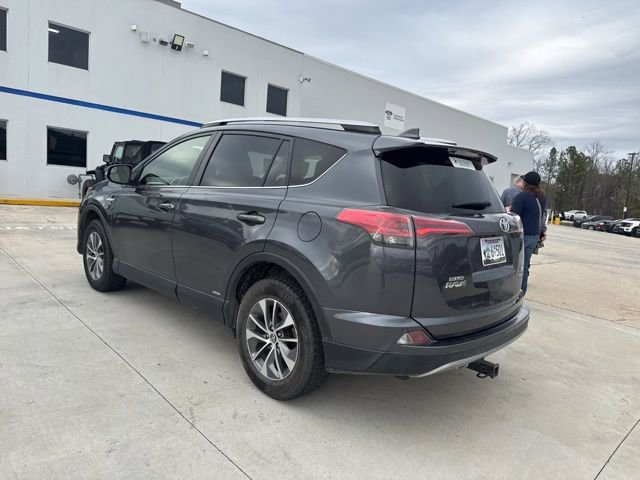 Used 2018 Toyota RAV4 XLE image 13